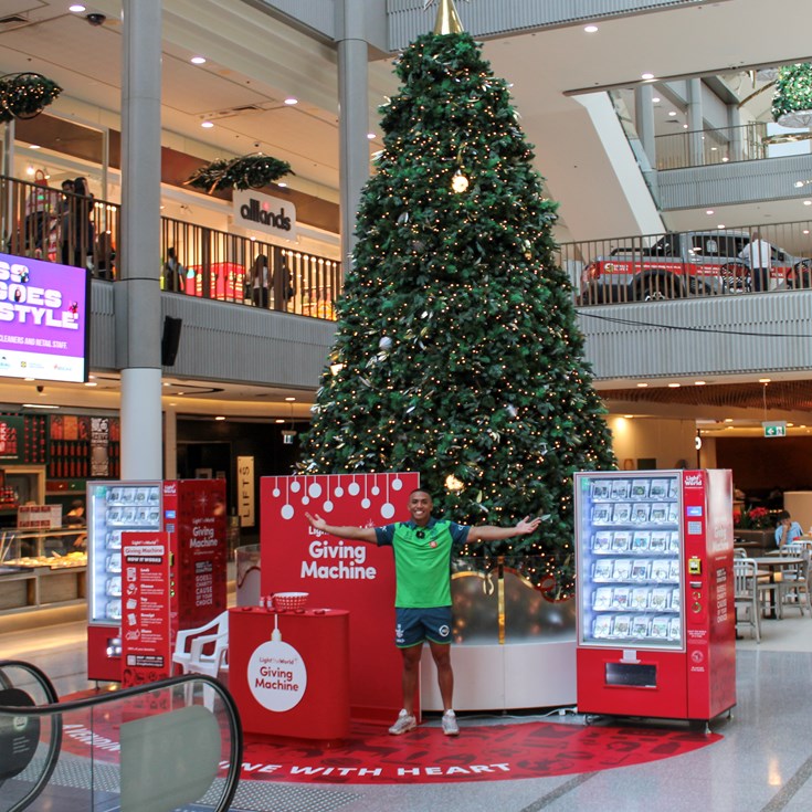 Canberra Raiders team up with the Giving Machines to Spread Holiday Cheer