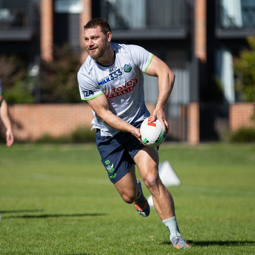 Captain's Run Gallery: Raiders v Dragons