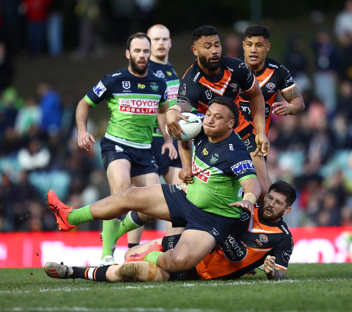 Match Gallery: Raiders v Tigers | Raiders