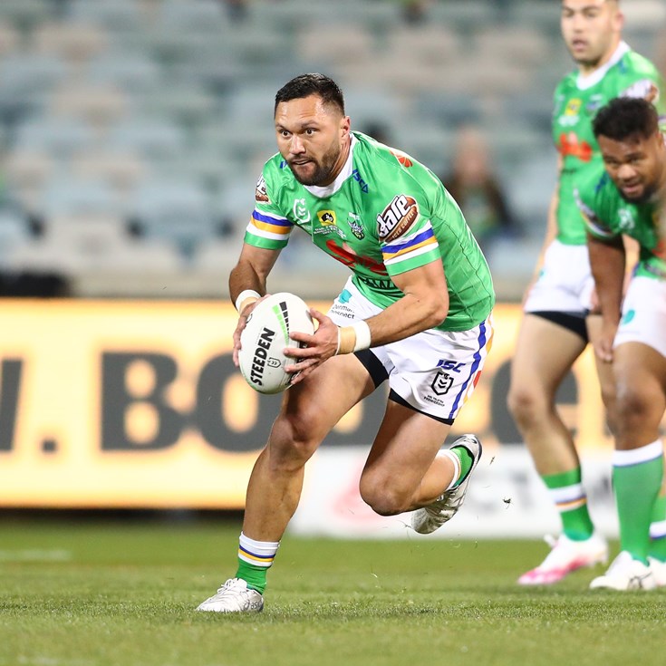 Match Gallery: Raiders v Rabbitohs